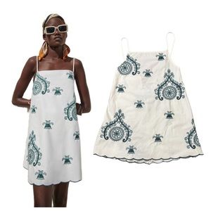 Zara cream and paisley canvas material dress